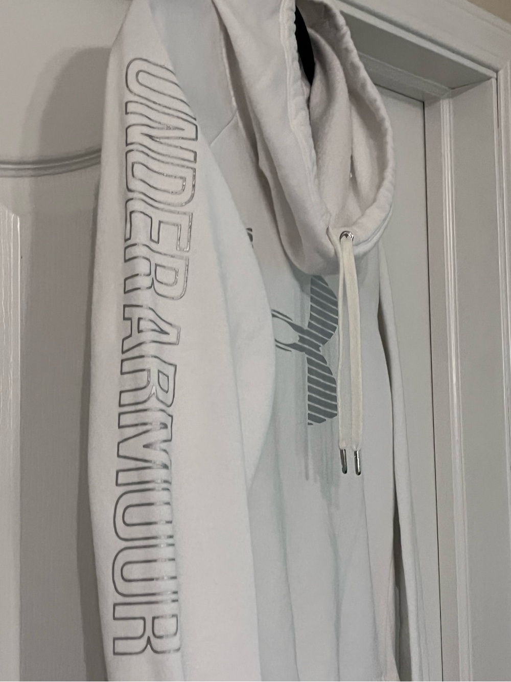 Under Armour White FunnelNeck W/Adj Drawstring Pullover Hoodie - Picture 2 of 4